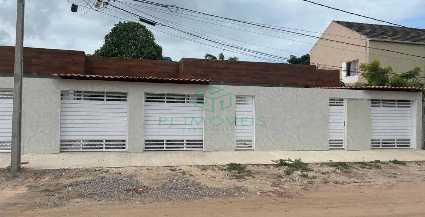 Casa à venda com 2 quartos, 45m² - Foto 1