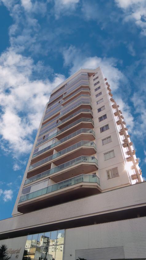 Apartamento à venda no Imperial - Praia da Costa, Vila Velha/ES