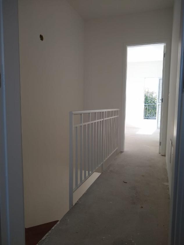 Casa à venda com 2 quartos, 79m² - Foto 3