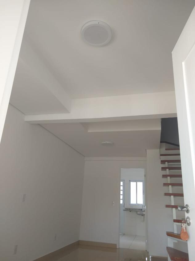 Casa à venda com 2 quartos, 79m² - Foto 10