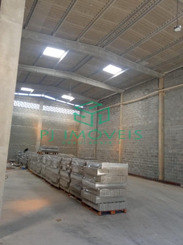 Depósito-Galpão-Armazém para alugar, 324m² - Foto 4