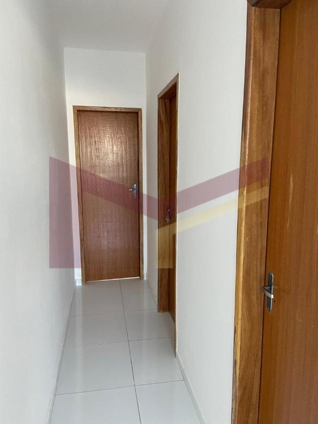 Casa à venda com 2 quartos, 57m² - Foto 16