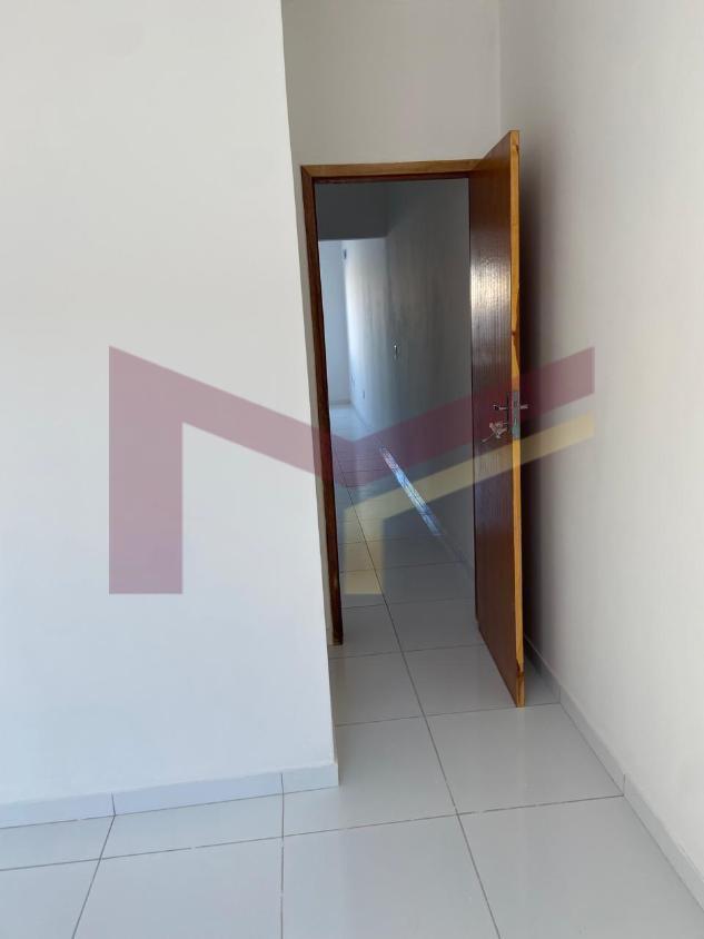 Casa à venda com 2 quartos, 57m² - Foto 23