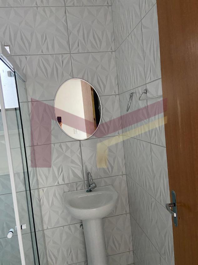 Casa à venda com 2 quartos, 57m² - Foto 19