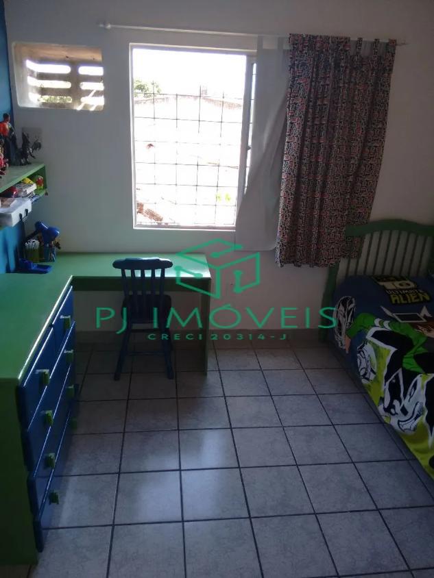 Casa para alugar com 6 quartos, 300m² - Foto 18