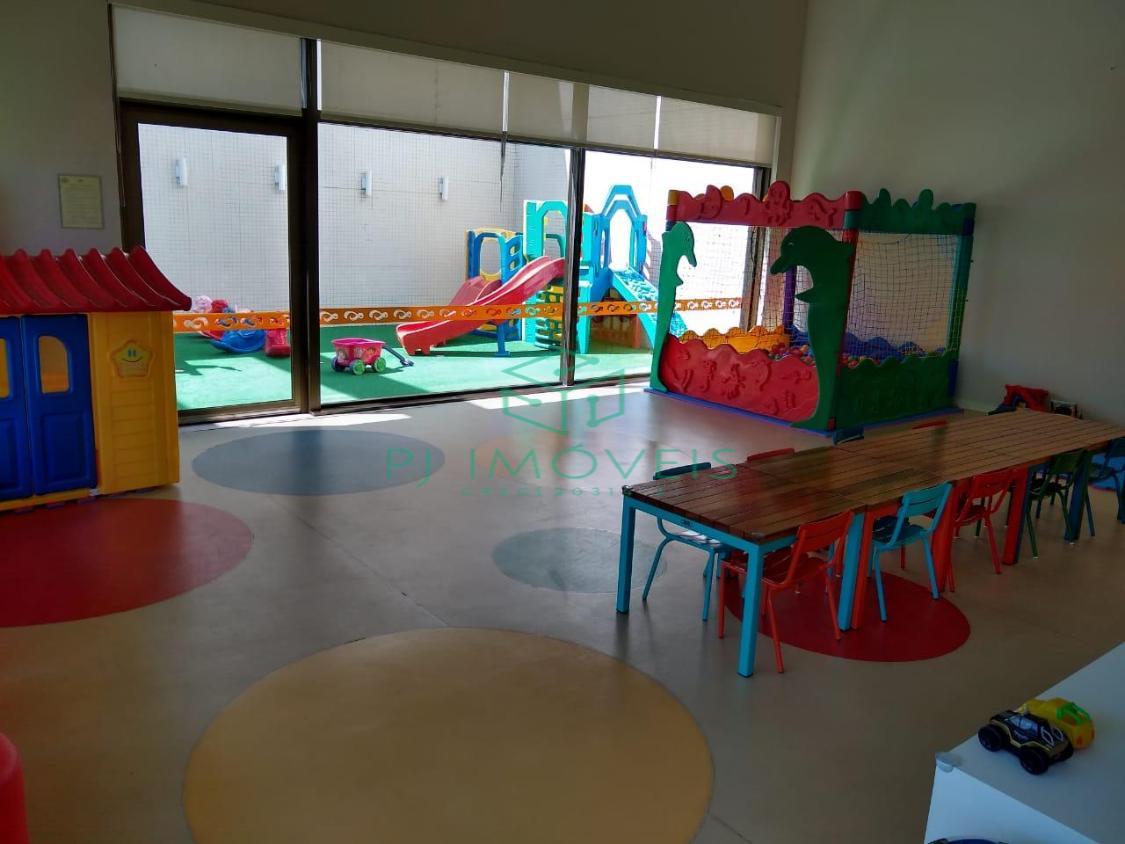Apartamento à venda com 4 quartos, 238m² - Foto 16