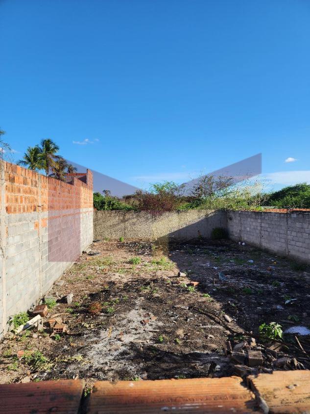 Terreno à venda, 200m² - Foto 1