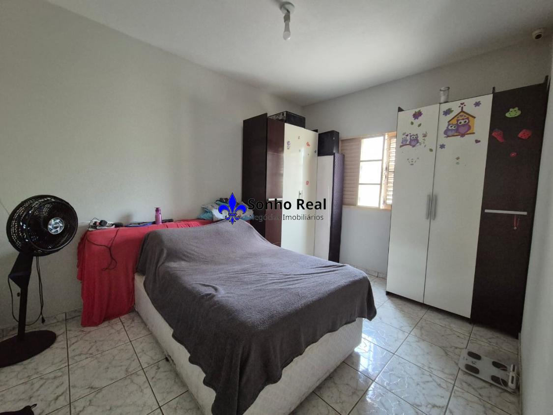 Casa à venda com 3 quartos, 174m² - Foto 6