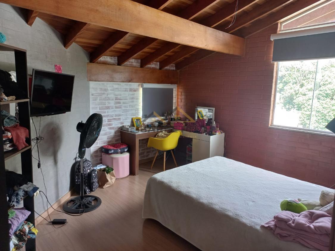 Casa, 4 quartos, 300 m² - Foto 31