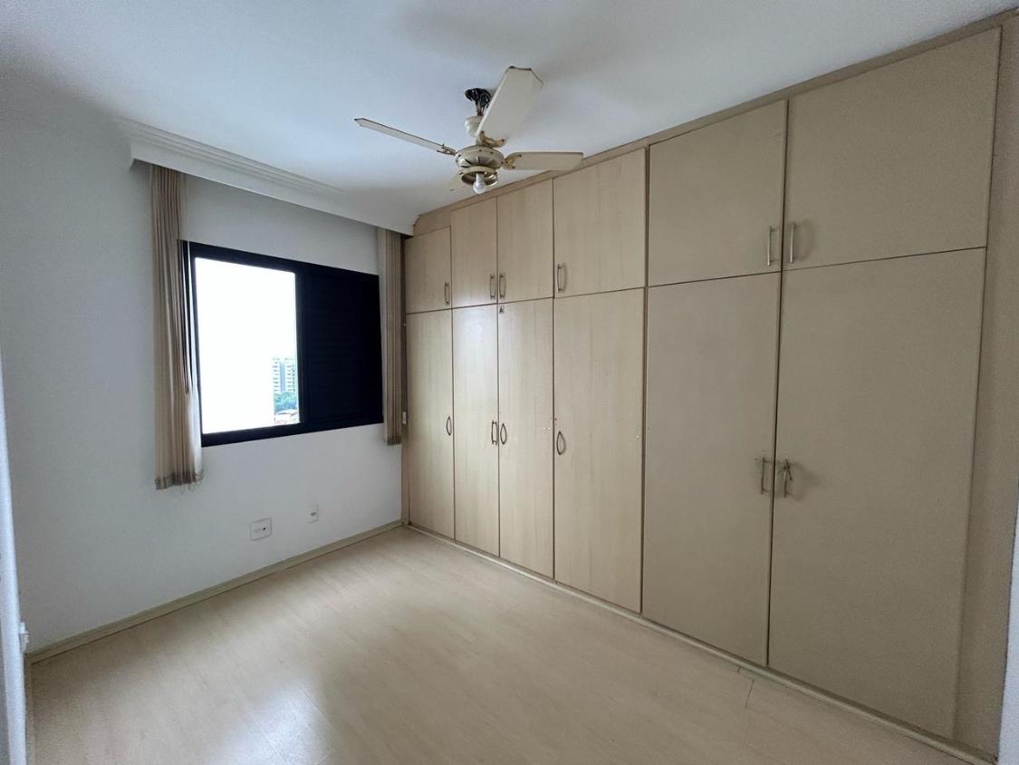 Apartamento à venda com 3 quartos, 81m² - Foto 3