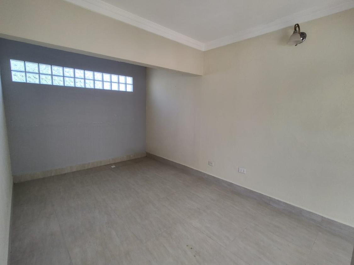 Casa à venda com 3 quartos, 250m² - Foto 19