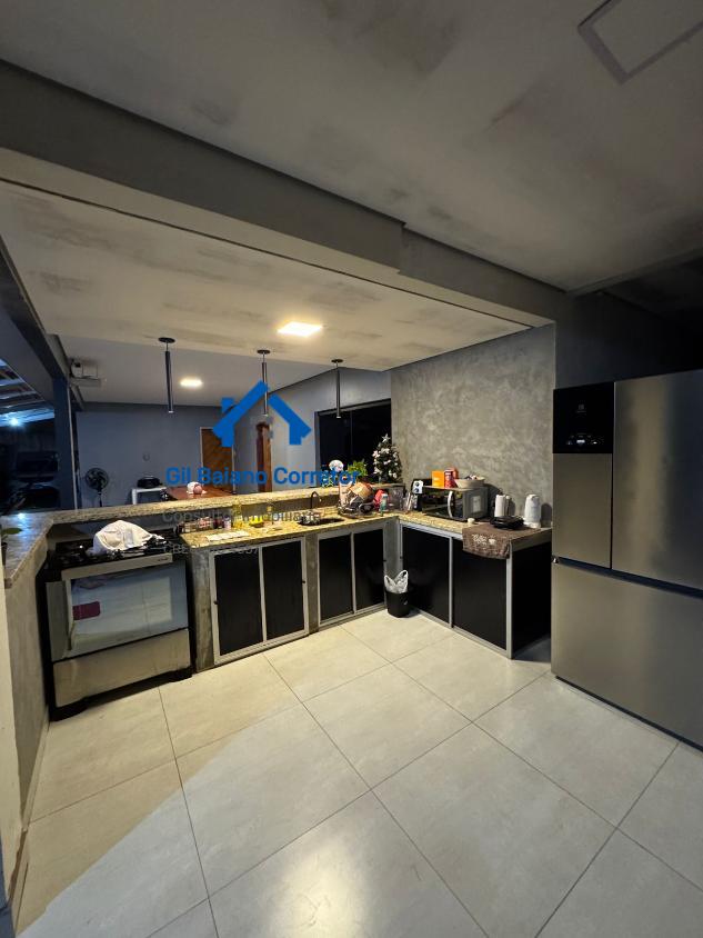 Casa à venda com 3 quartos, 1m² - Foto 2