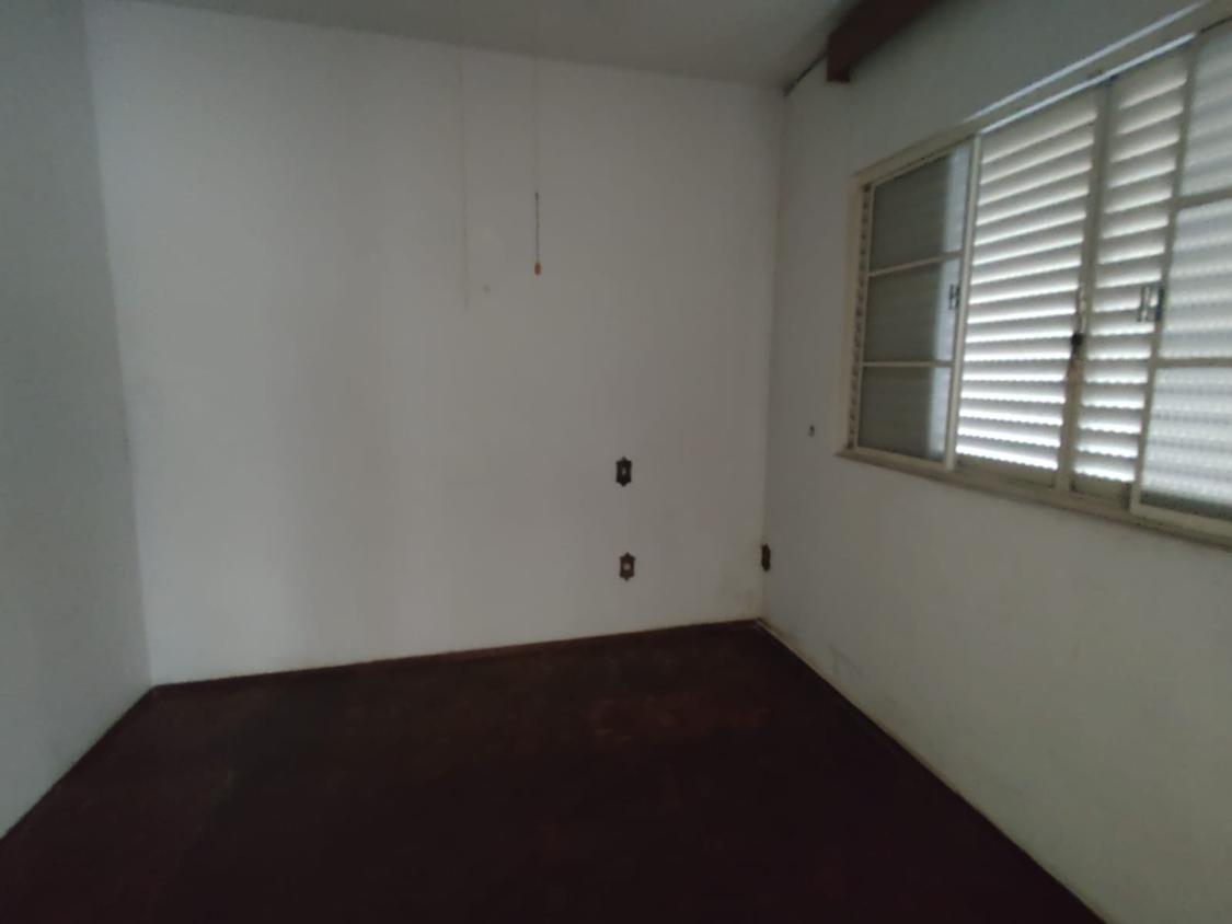 Casa, 4 quartos, 238 m² - Foto 4