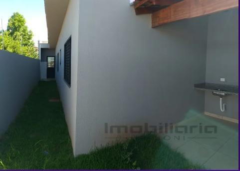 Casa à venda com 3 quartos, 81m² - Foto 6