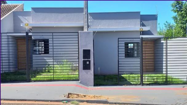 Casa à venda com 3 quartos, 81m² - Foto 1
