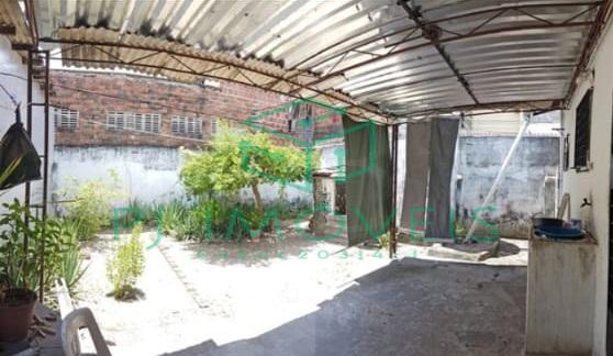 Casa à venda com 3 quartos, 197m² - Foto 14