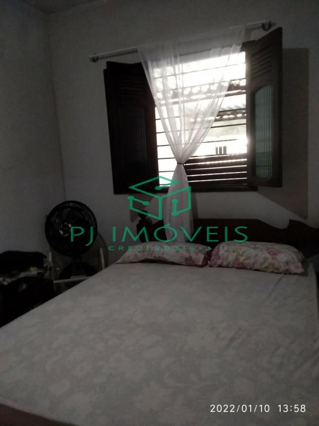 Casa à venda com 3 quartos, 197m² - Foto 3