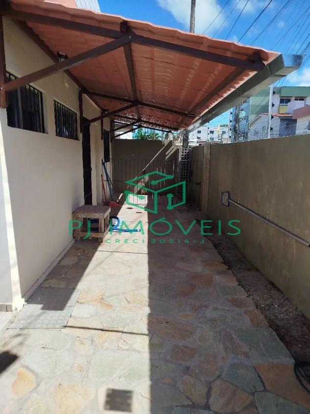 Casa à venda com 3 quartos, 204m² - Foto 16