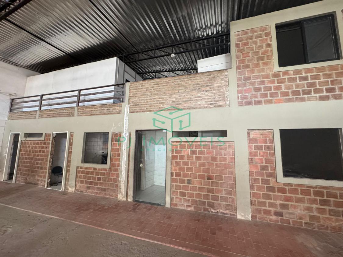 Depósito-Galpão-Armazém à venda com 4 quartos, 400m² - Foto 5