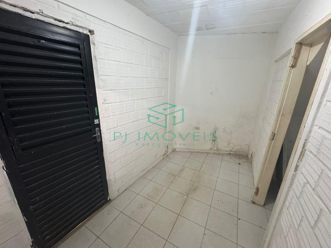 Depósito-Galpão-Armazém à venda com 4 quartos, 400m² - Foto 14