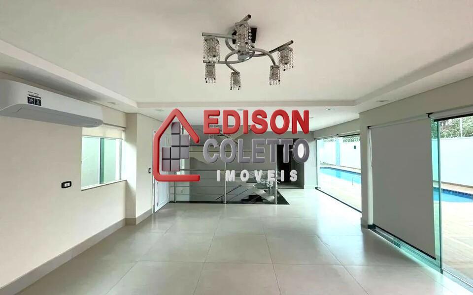 Casa de Condomínio à venda e aluguel com 4 quartos, 304m² - Foto 1