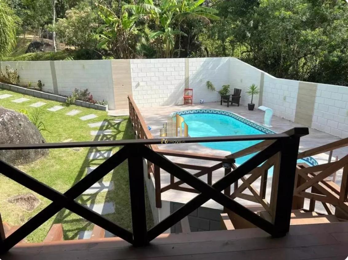 Chácara à venda com 2 quartos, 3800m² - Foto 1