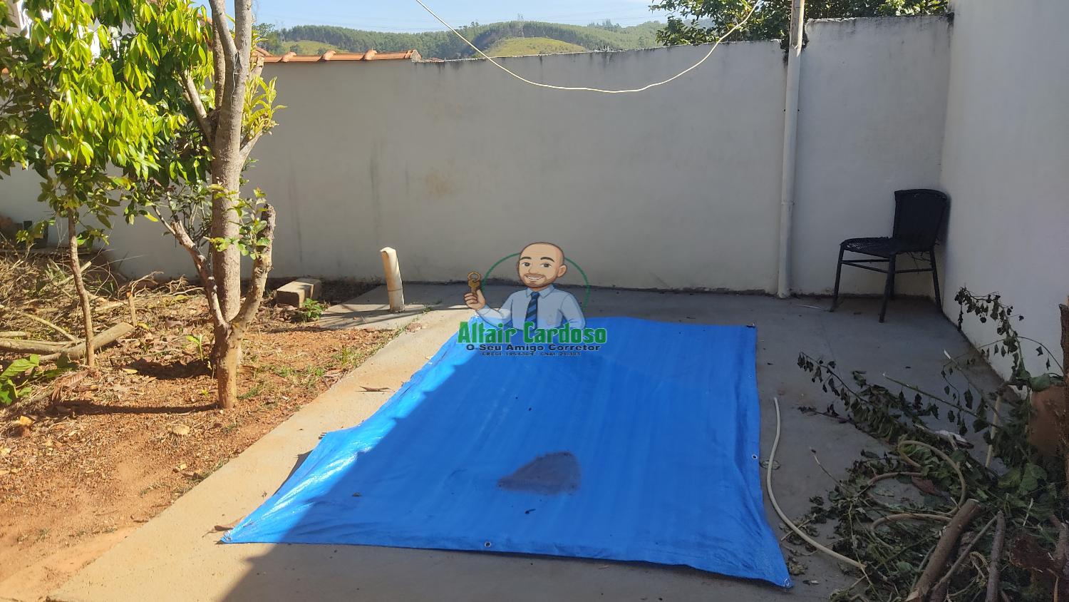 Casa à venda com 2 quartos, 90m² - Foto 3
