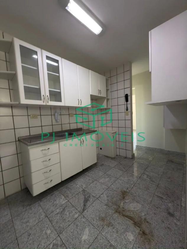 Apartamento à venda com 3 quartos, 84m² - Foto 3