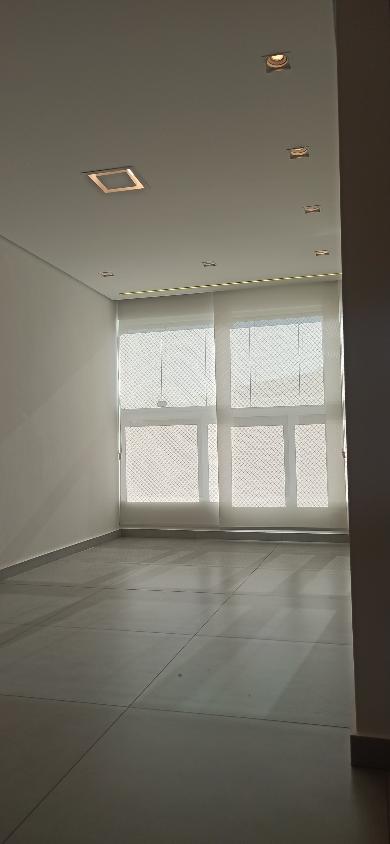 Apartamento à venda com 2 quartos, 61m² - Foto 17