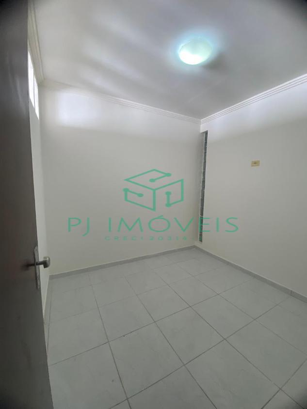 Casa à venda com 3 quartos, 55m² - Foto 8