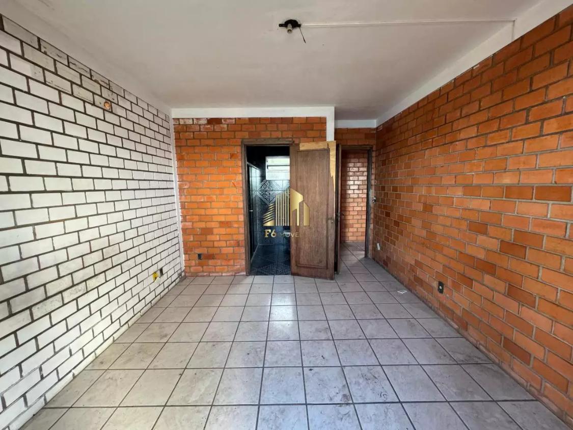 Casa à venda com 4 quartos, 241m² - Foto 7