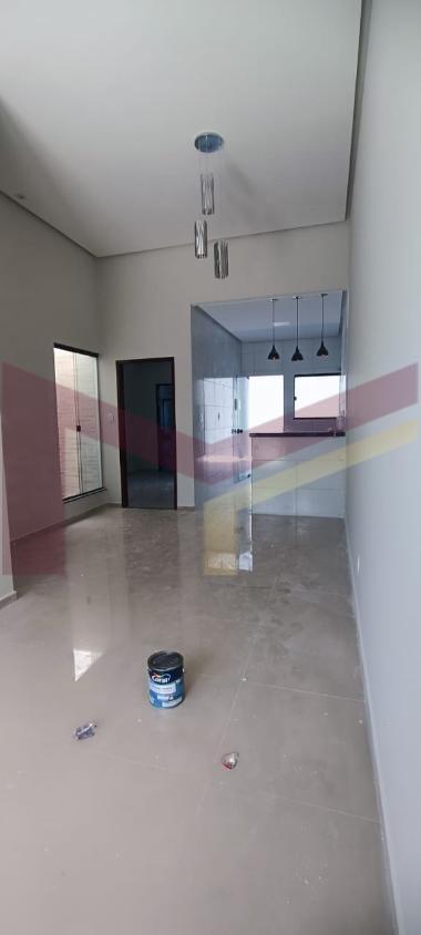 Casa à venda com 2 quartos, 100m² - Foto 2