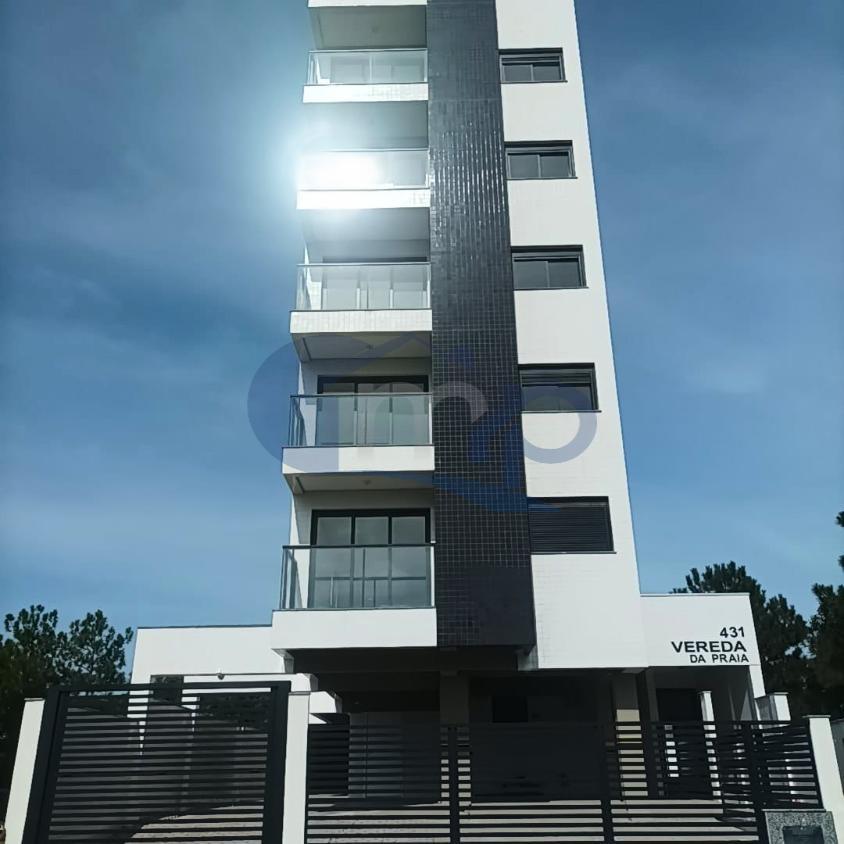 Apartamento à venda com 3 quartos, 144m² - Foto 2