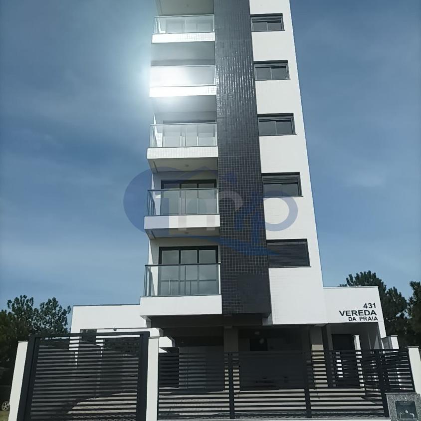 Apartamento à venda com 3 quartos, 144m² - Foto 1