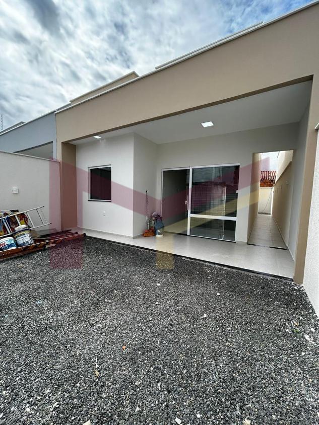 Casa à venda com 2 quartos, 69m² - Foto 3