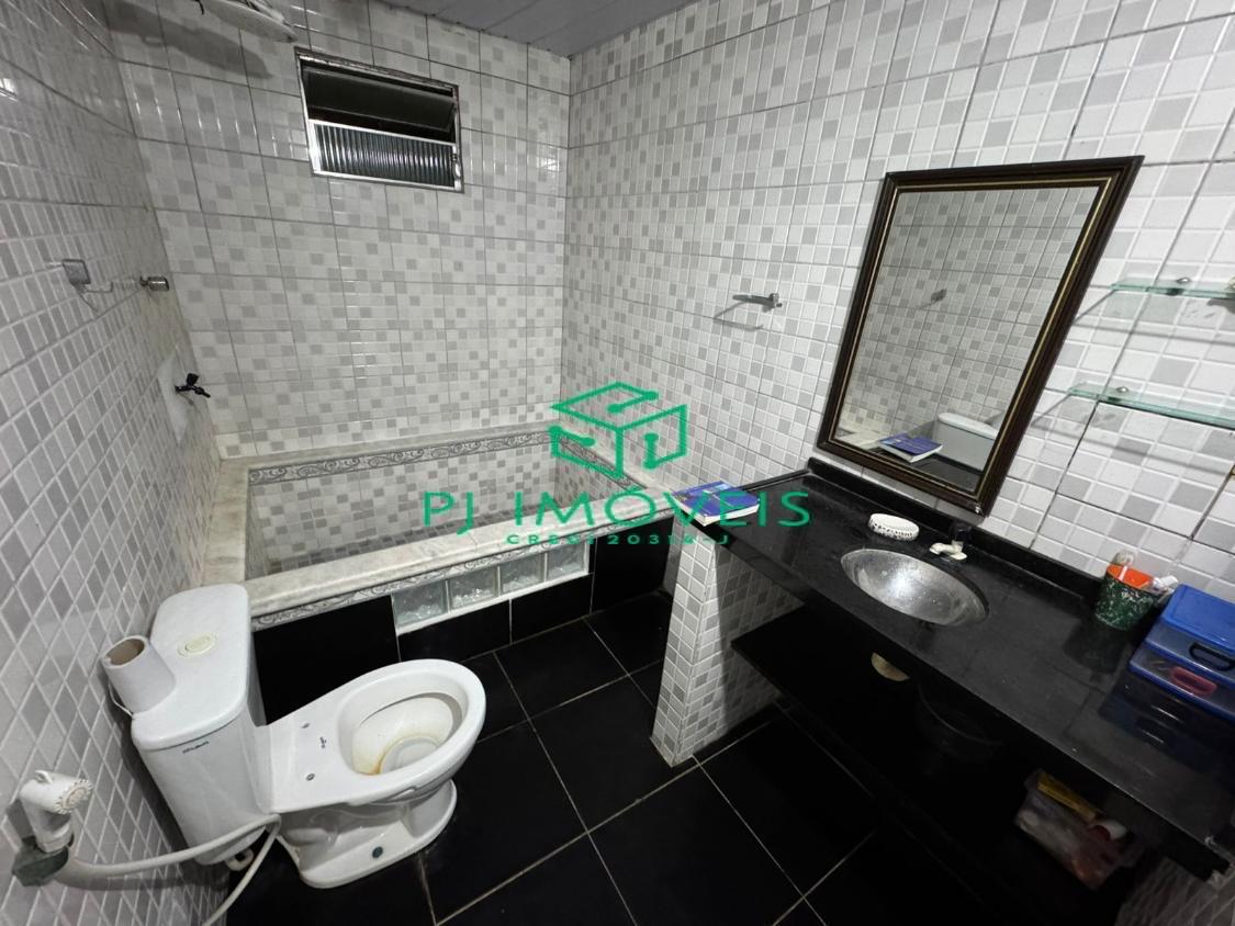 Casa à venda com 4 quartos, 200m² - Foto 10