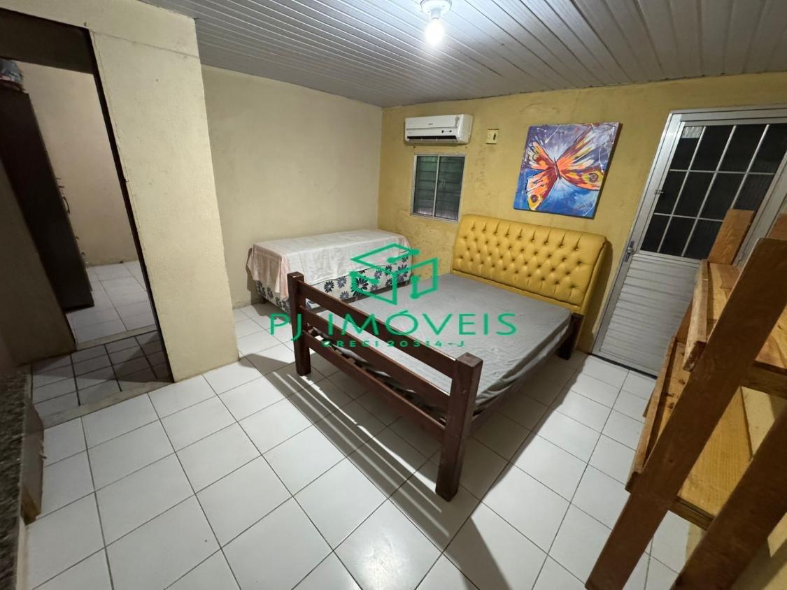Casa à venda com 4 quartos, 200m² - Foto 9