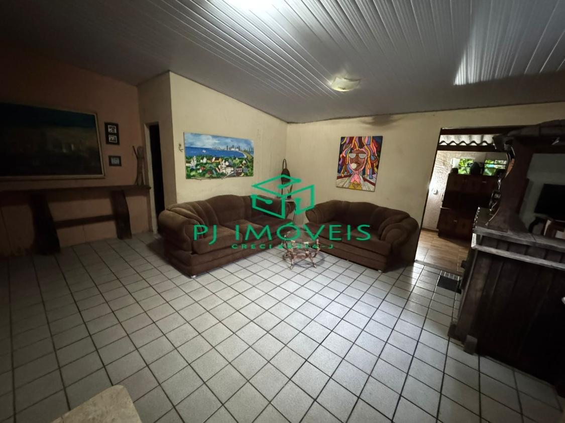 Casa à venda com 4 quartos, 200m² - Foto 6