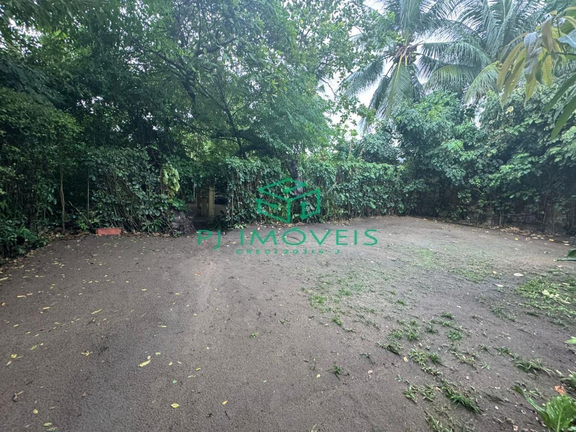 Casa à venda com 4 quartos, 200m² - Foto 24