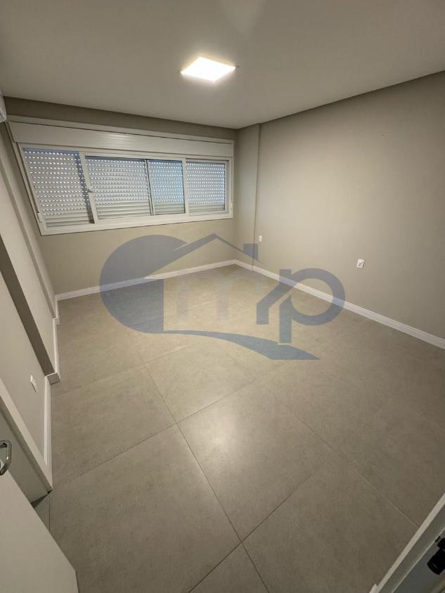 Apartamento à venda com 2 quartos, 82m² - Foto 2