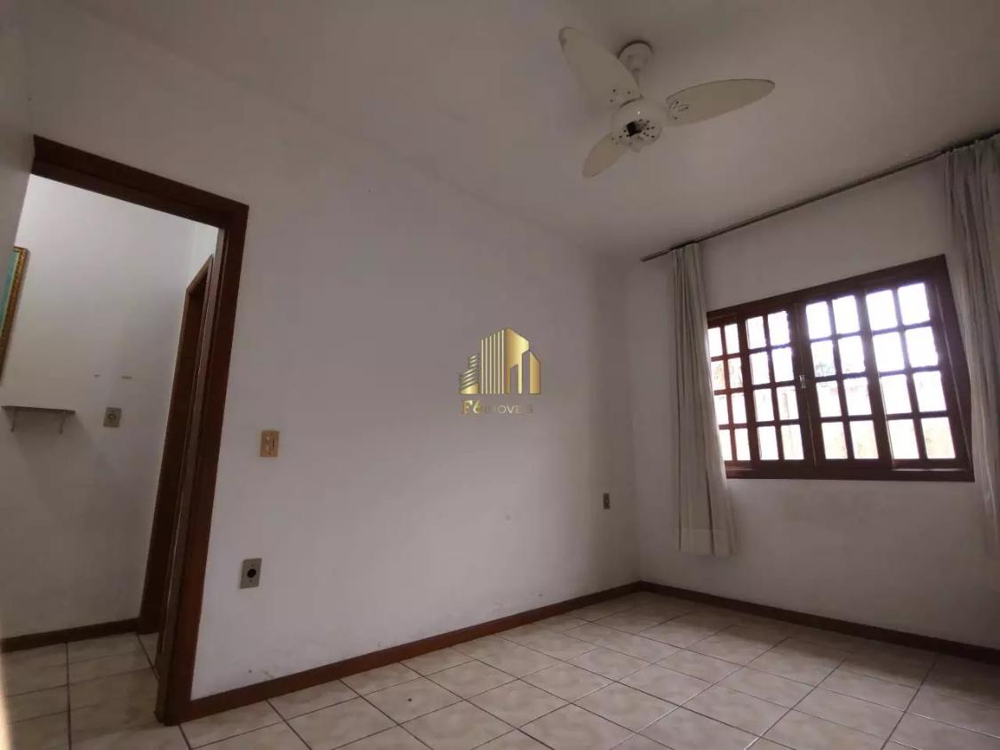 Casa à venda com 3 quartos, 250m² - Foto 20