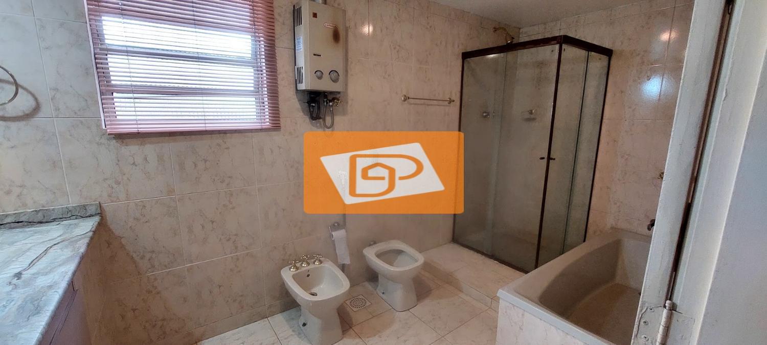 Casa à venda e aluguel com 3 quartos, 130m² - Foto 13