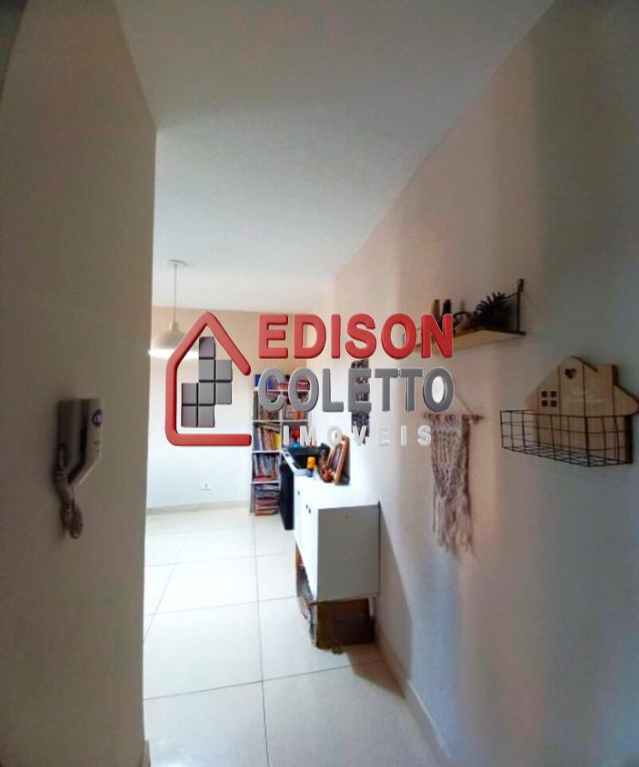 Apartamento à venda com 2 quartos, 55m² - Foto 5