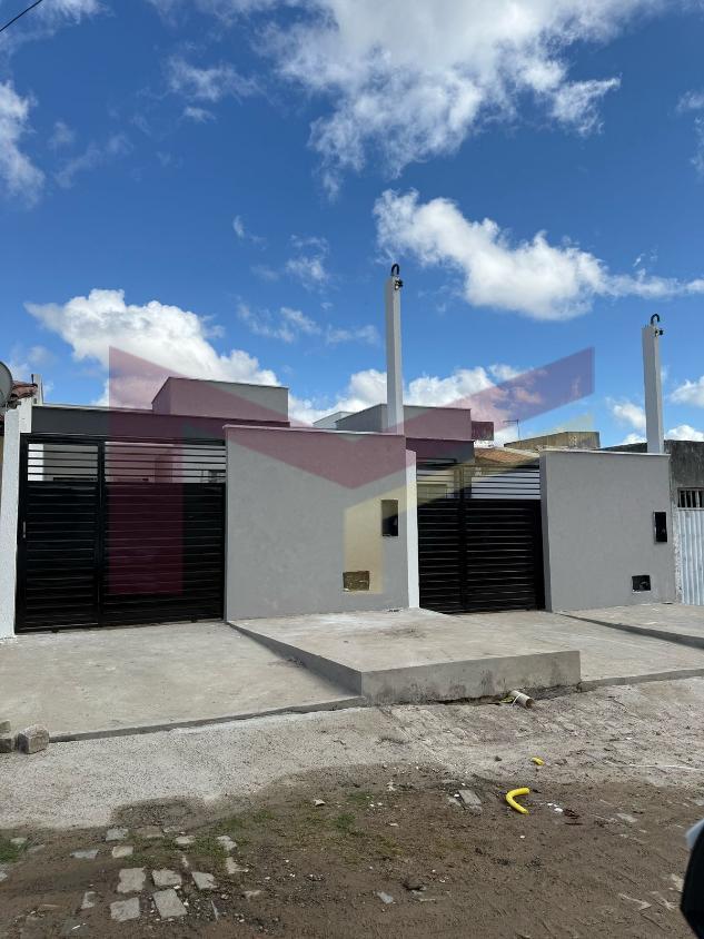 Casa à venda com 2 quartos, 66m² - Foto 1