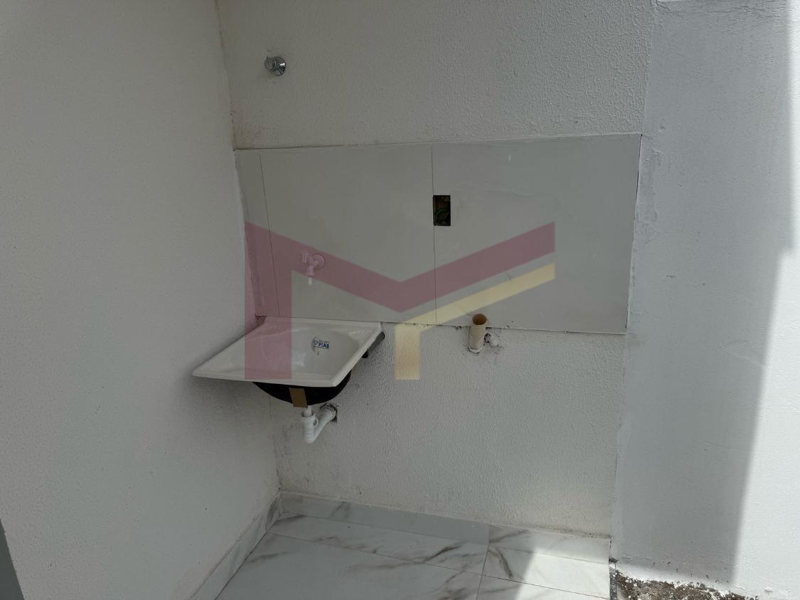 Casa à venda com 2 quartos, 66m² - Foto 10
