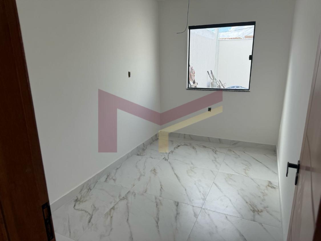 Casa à venda com 2 quartos, 66m² - Foto 6