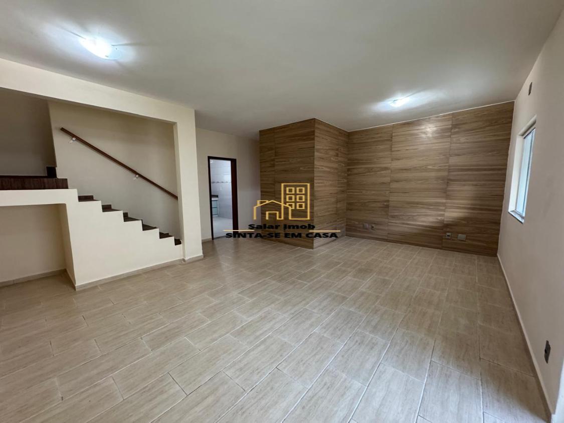 Casa de Condomínio para alugar com 3 quartos, 90m² - Foto 1
