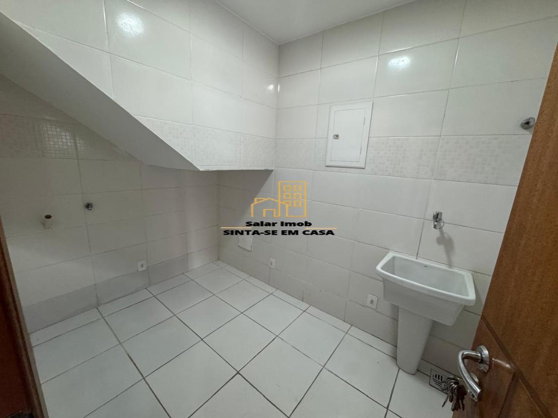 Casa de Condomínio para alugar com 3 quartos, 90m² - Foto 4
