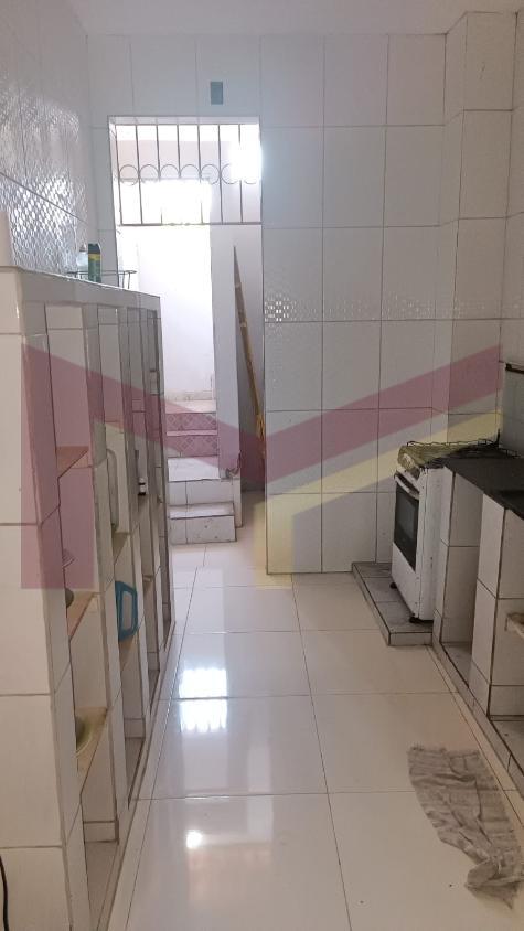 Casa à venda com 2 quartos, 100m² - Foto 7