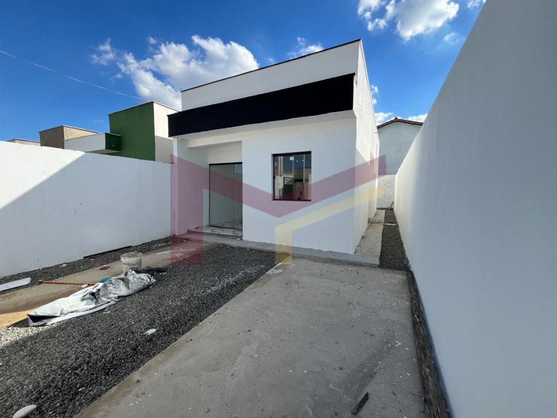Casa à venda com 2 quartos, 55m² - Foto 3